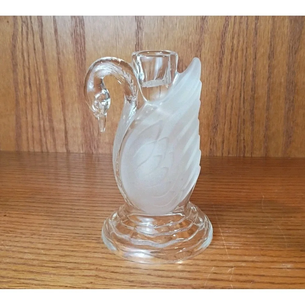 Smith Glass, Serenade Pattern, Swan Frosted And Clear Glass 5